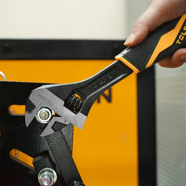 ADJUSTABLE WRENCH - Image 2